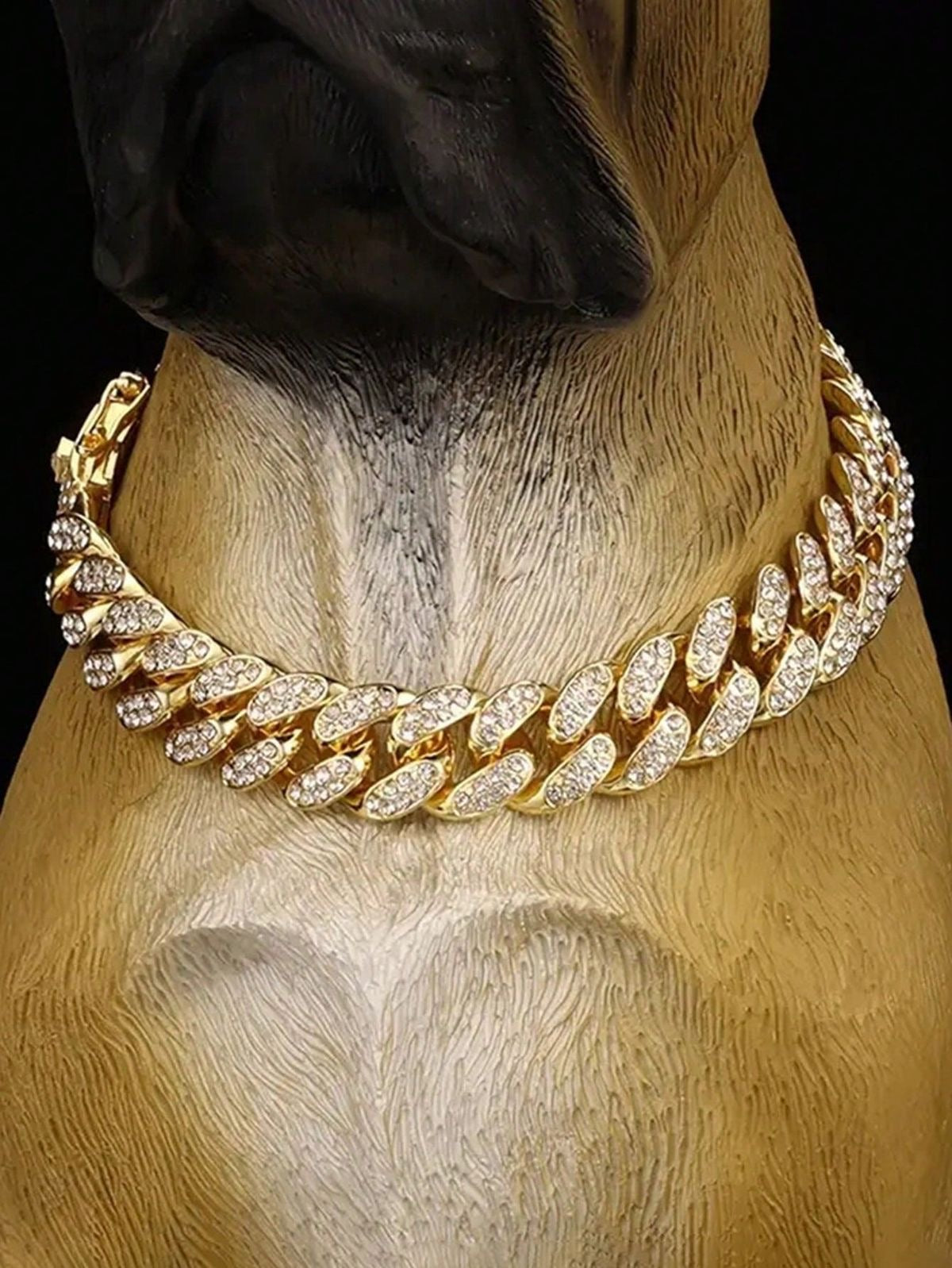 COLLAR PARA MASCOTA TIPO CUBAN LINK ICED OUT – ACABADO DORADO